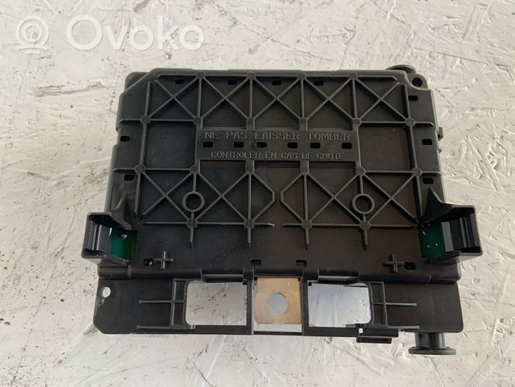 Citroen Xsara Picasso Module de fusibles 