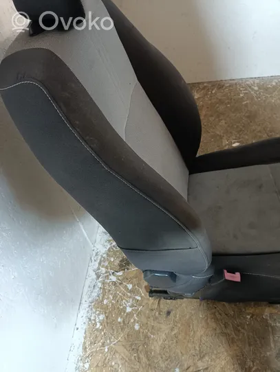 Renault Modus Front passenger seat 