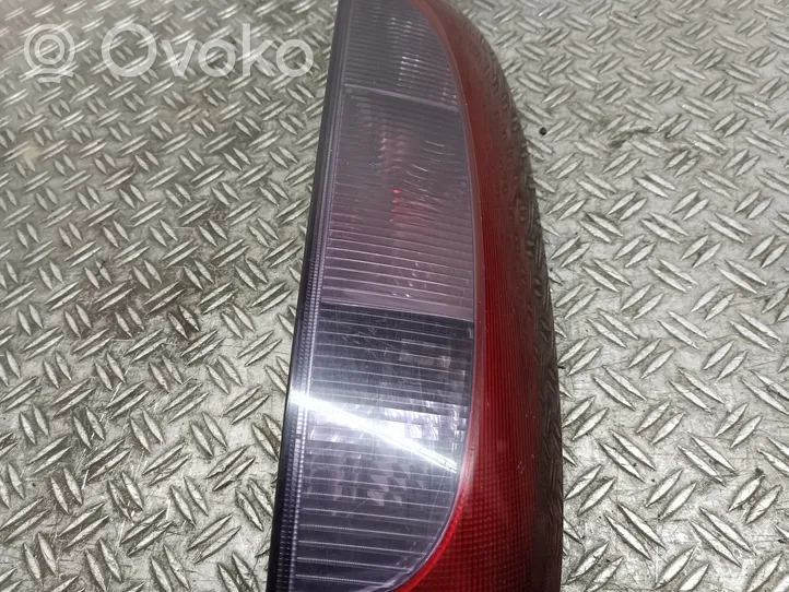 Opel Corsa C Lampa tylna 