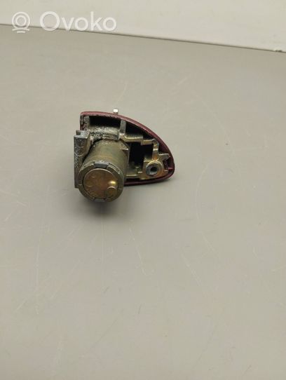 Mercedes-Benz B W245 Front door lock 