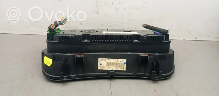 Volkswagen Bora Tachimetro (quadro strumenti) 1J0920826C