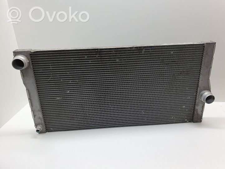 BMW 5 F10 F11 Radiateur de refroidissement 8509176