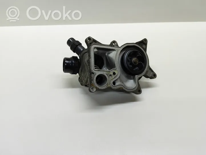 BMW 5 F10 F11 Bomba de agua 850732603