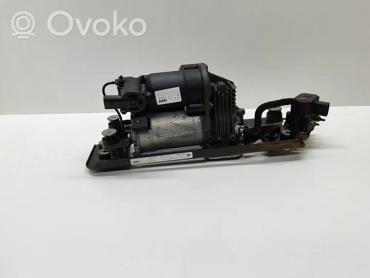 BMW 5 E60 E61 Air suspension compressor/pump 6789937