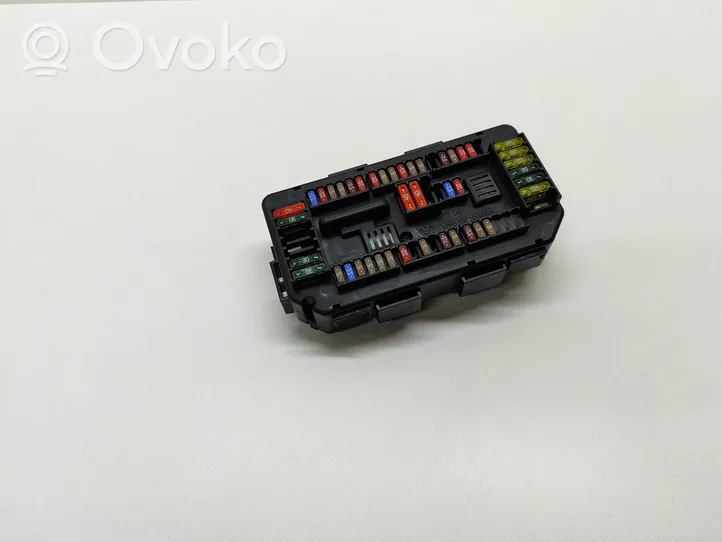 BMW 3 F30 F35 F31 Fuse module 922487904