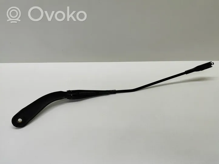 BMW 3 F30 F35 F31 Front wiper blade arm 7260474