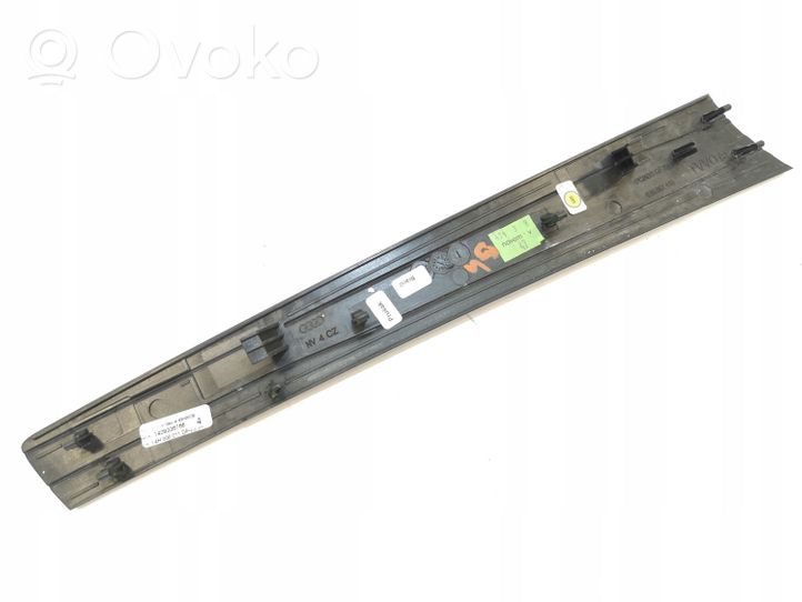 Audi A8 S8 D4 4H Moulure/baguette de porte avant 4H0867410