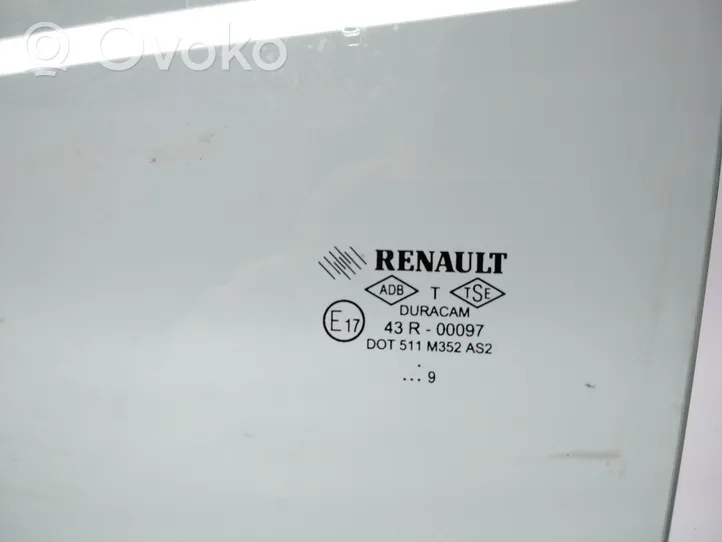 Renault Clio III Vitre de fenêtre porte avant (4 portes) 