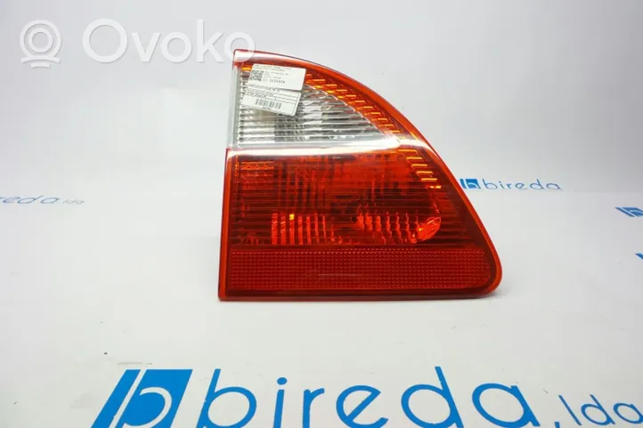 Ford Galaxy Lampy tylnej klapy bagażnika 