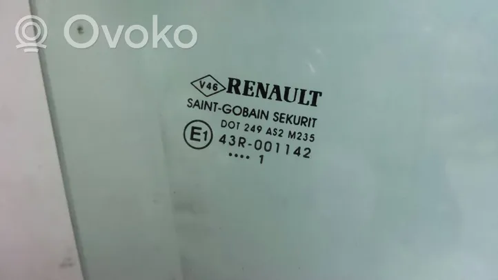 Renault Megane III Etuoven ikkunalasi, neliovinen malli 