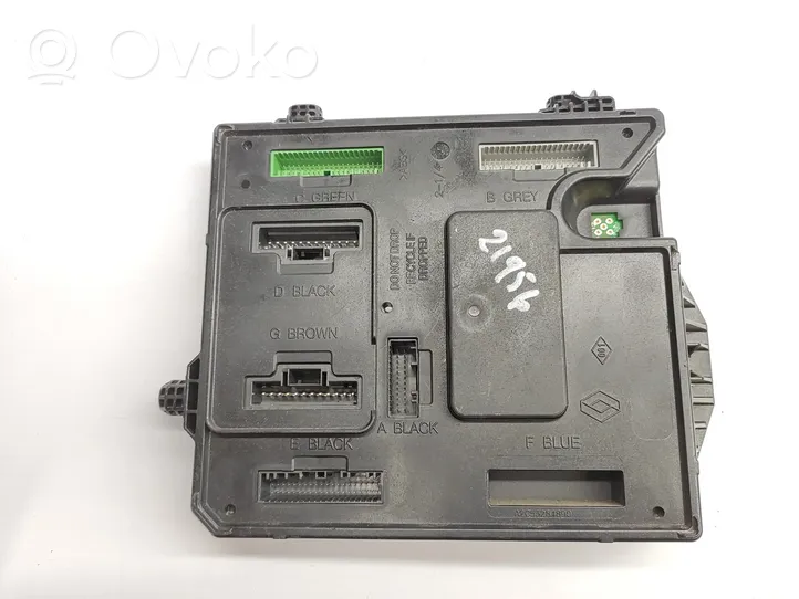 Renault Megane III Calculateur moteur ECU 