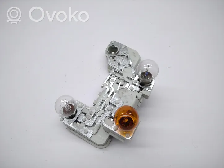 Volvo V50 Lampy tylnej klapy bagażnika 