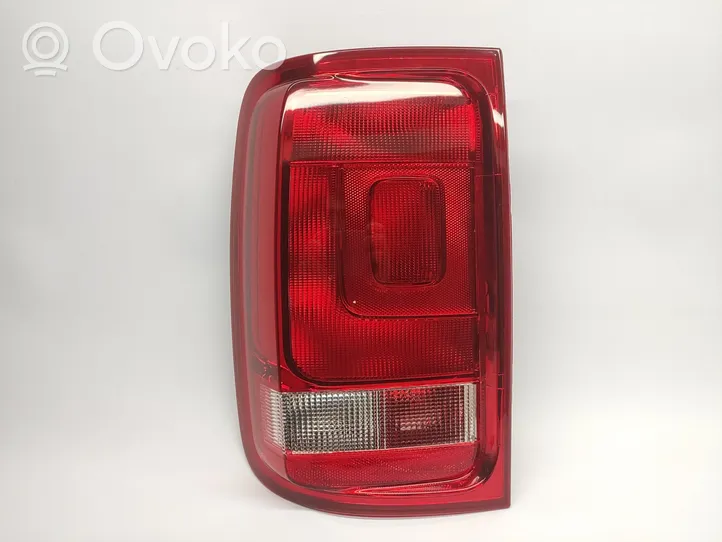 Volkswagen Amarok Lampy tylnej klapy bagażnika 