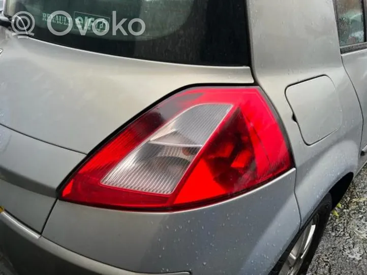 Renault Megane II Lampy tylnej klapy bagażnika 