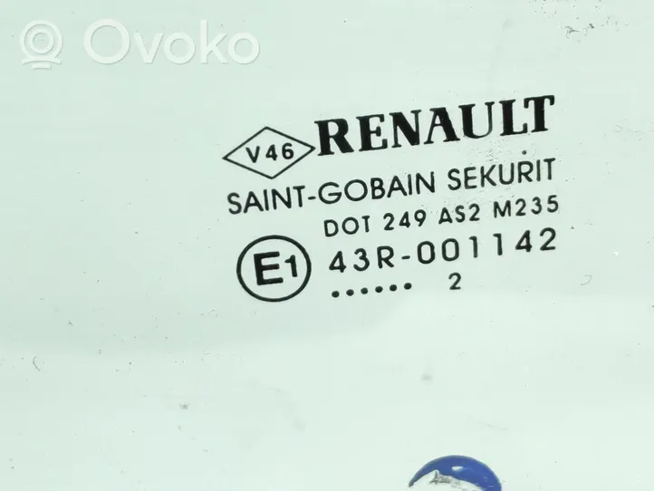 Renault Megane III Etuoven ikkunalasi, neliovinen malli 