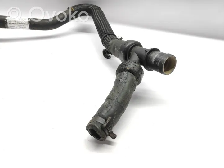 Renault Megane III Durite de refroidissement tube 