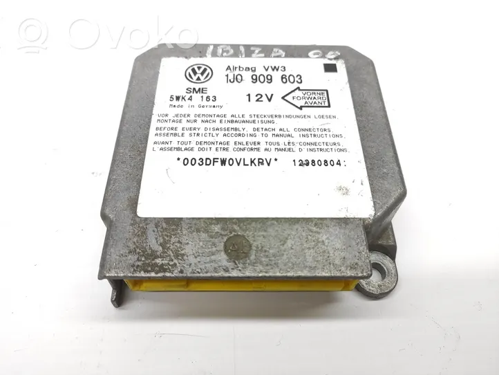 Seat Ibiza II (6k) Airbag control unit/module 