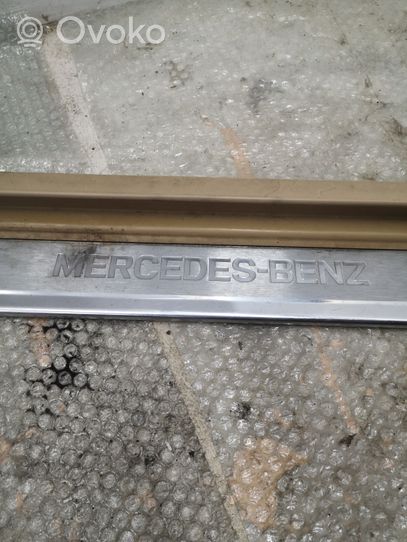 Mercedes-Benz SL R129 Etuoven kynnyksen suojalista 1296800335