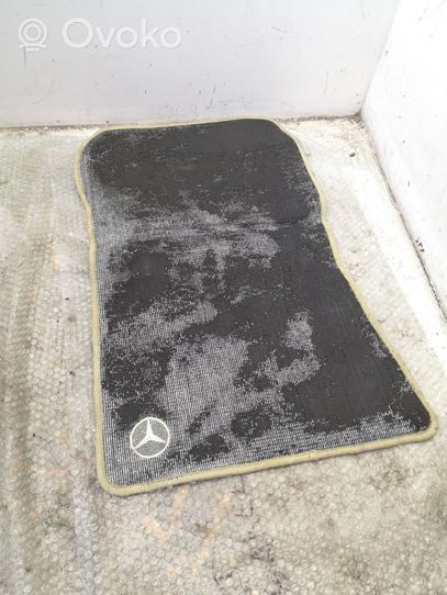 Mercedes-Benz SL R129 Etuistuintilan matto 