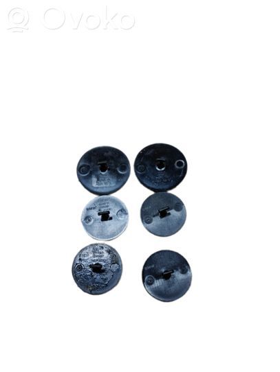 7132950 BMW 7 E65 E66 Floor mat clip fixing clamp, 18.00 € | RRR 