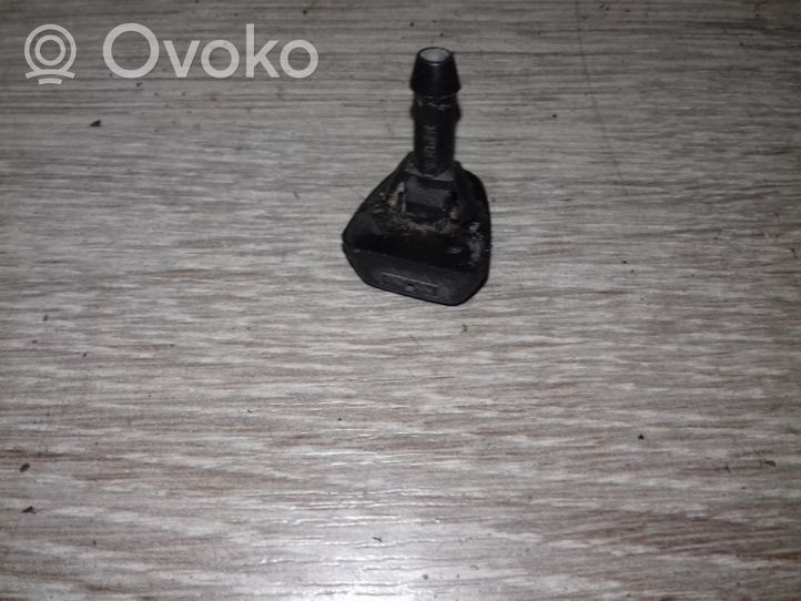 Volvo S80 Windshield washer spray nozzle 