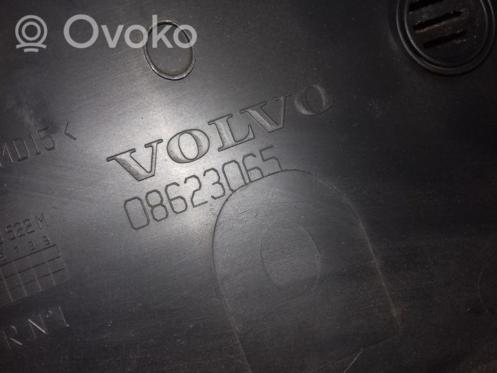 Volvo V50 Panelės apdailos skydas (apatinis) 