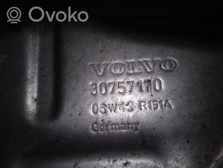 Volvo V70 Sonstiges Einzelteil Auspuffkrümmer Abgaskrümmer 