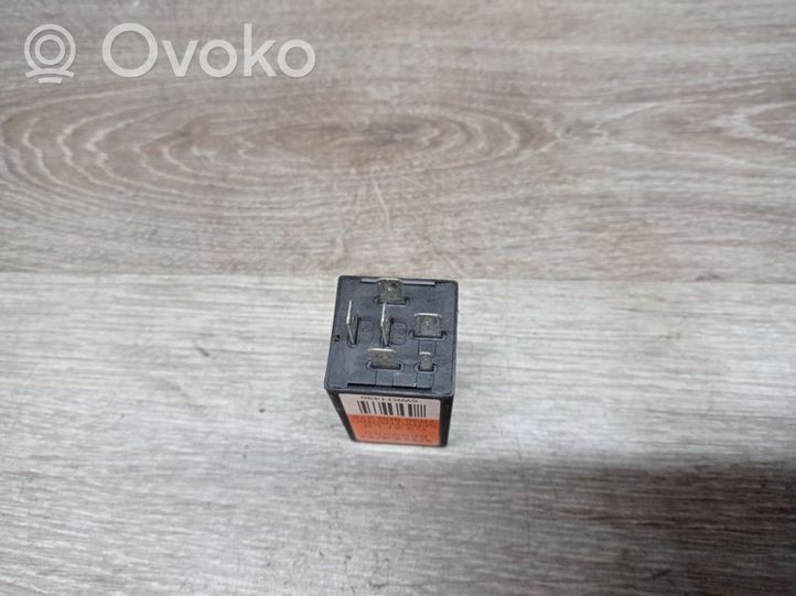 Volvo S60 Other relay 7038900278