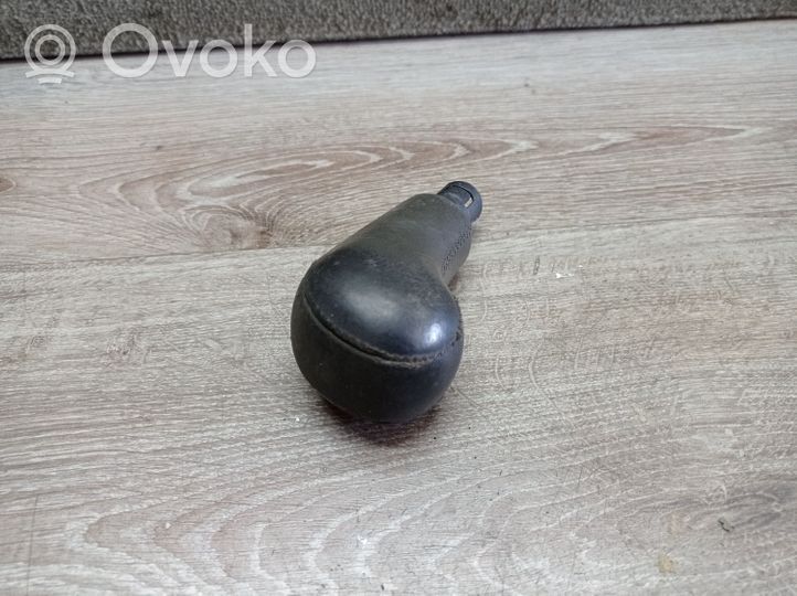 Volvo V70 Gear lever shifter trim leather/knob 