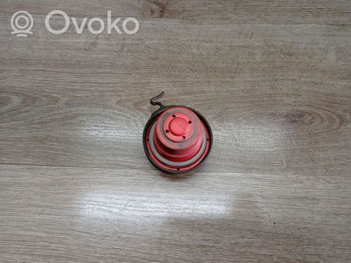 Volvo S80 Fuel tank filler cap 