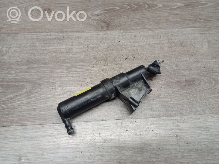 Volvo V50 Dysza spryskiwacza lampy przedniej 