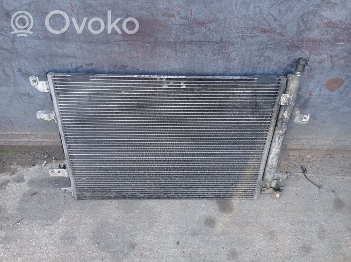 Volvo V70 Radiateur condenseur de climatisation 