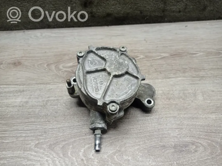 Volvo V50 Pompe à vide 