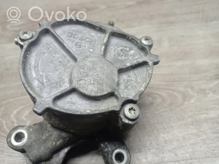 Volvo V50 Pompe à vide 