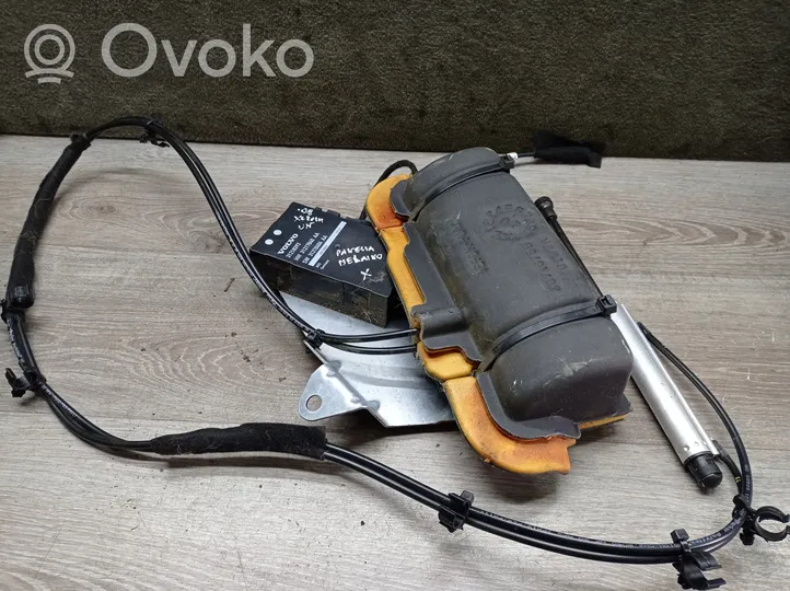 Volvo XC70 Tavaratilan luukun hydrauliikkasarja 31218393