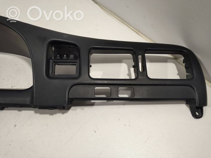 Toyota Hilux (N140, N150, N160, N170) Cornice cruscotto 55404