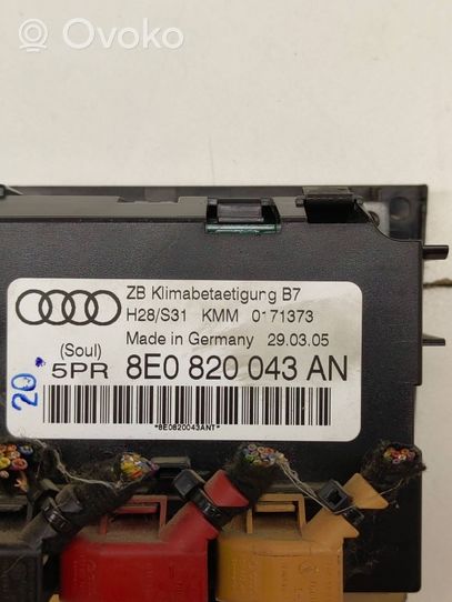 Audi A4 S4 B7 8E 8H Sensore temperatura interna 8E0820043AN