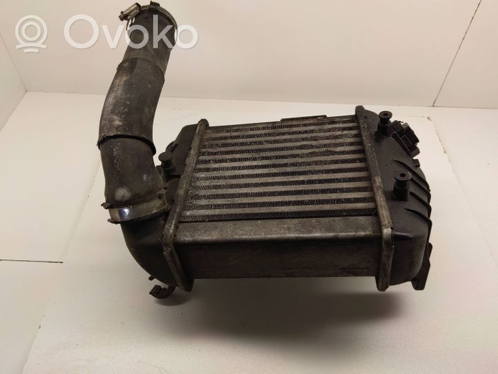 Audi A4 S4 B7 8E 8H Chłodnica powietrza doładowującego / Intercooler 8E0145805R