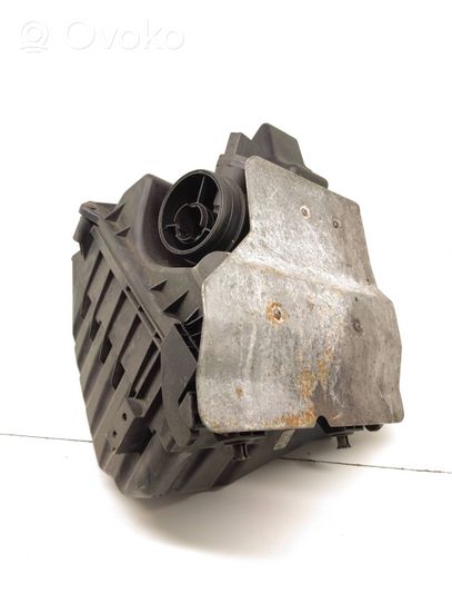 Audi A4 S4 B7 8E 8H Scatola del filtro dell’aria 03G133835B