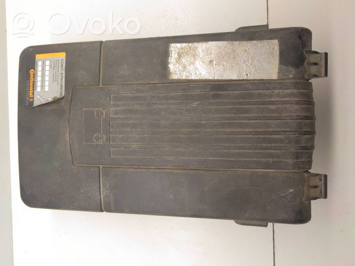 Audi A3 S3 8P Dangtis akumuliatoriaus dėžės 1K0915443A