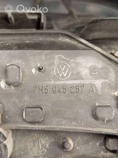 Volkswagen Transporter - Caravelle T5 Porte ampoule de feu arrière 7H5945257A