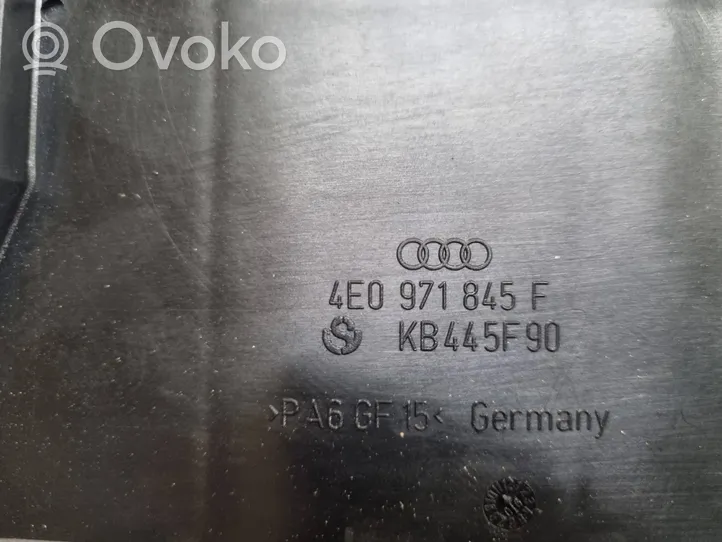 Audi A8 S8 D3 4E Pliusinių laidų jungimo mazgas 4E0971845F