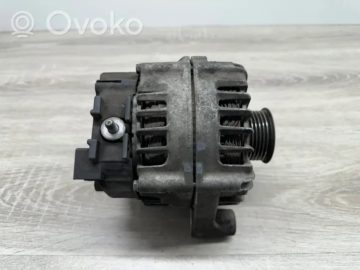 BMW 1 E82 E88 Generator/alternator 7802261