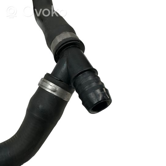 Mercedes-Benz A W176 Engine coolant pipe/hose A0009056102