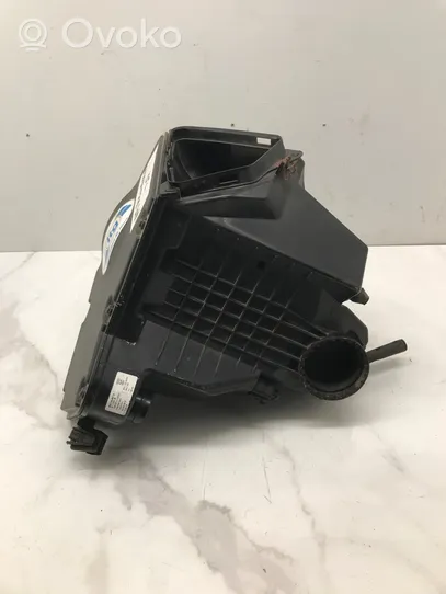 Audi A5 8T 8F Boîtier de filtre à air 8K0133843D