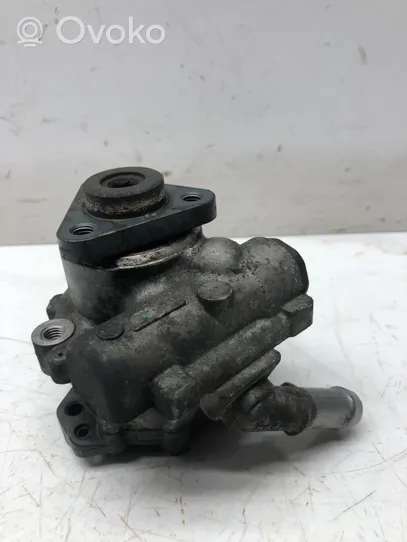 Audi A4 S4 B8 8K Power steering pump 