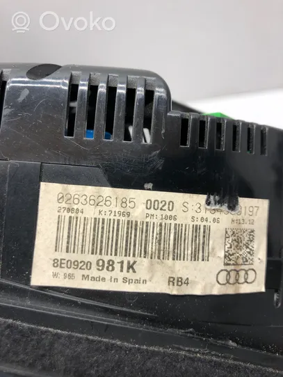 Audi A4 S4 B7 8E 8H Tachimetro (quadro strumenti) 8E0920981K