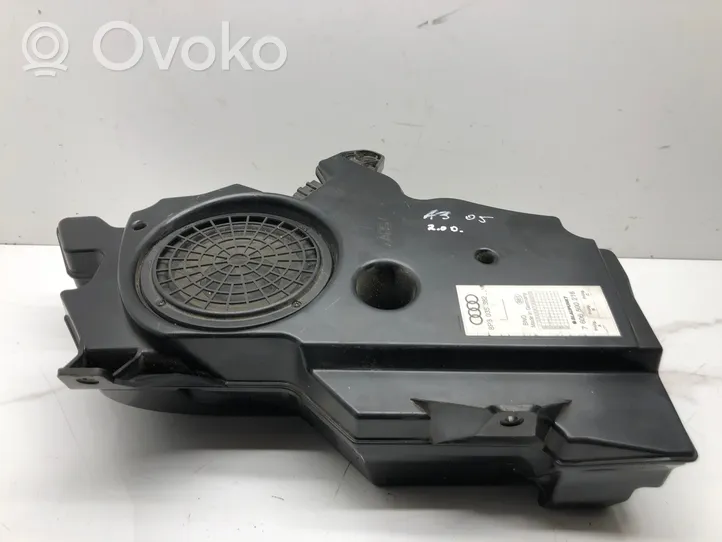 Audi A3 S3 8P Subwoofer-bassokaiutin 8P3035382