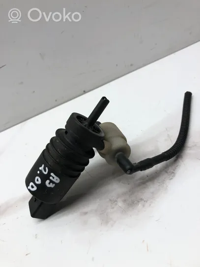 Audi A3 S3 8P Windscreen/windshield washer pump 