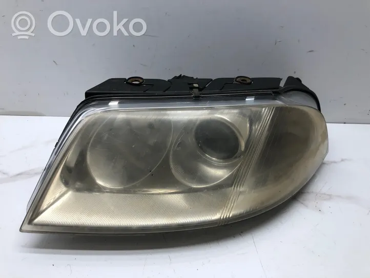 Volkswagen PASSAT B5.5 Lampa przednia 3B0941015AP